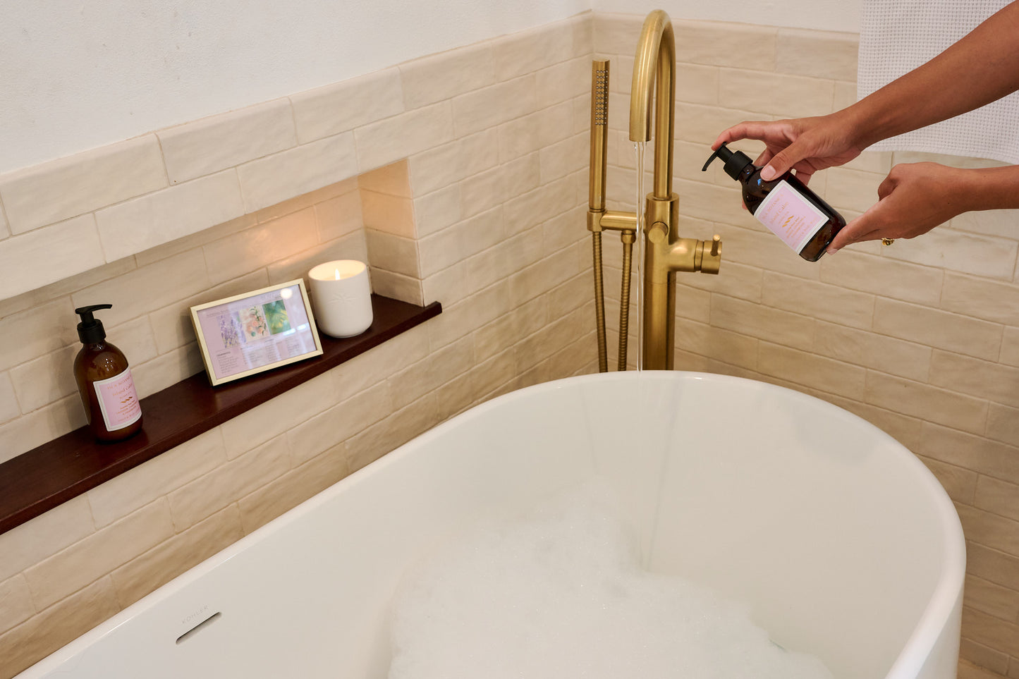 Island Calm – Hand & Body Wash 300ml