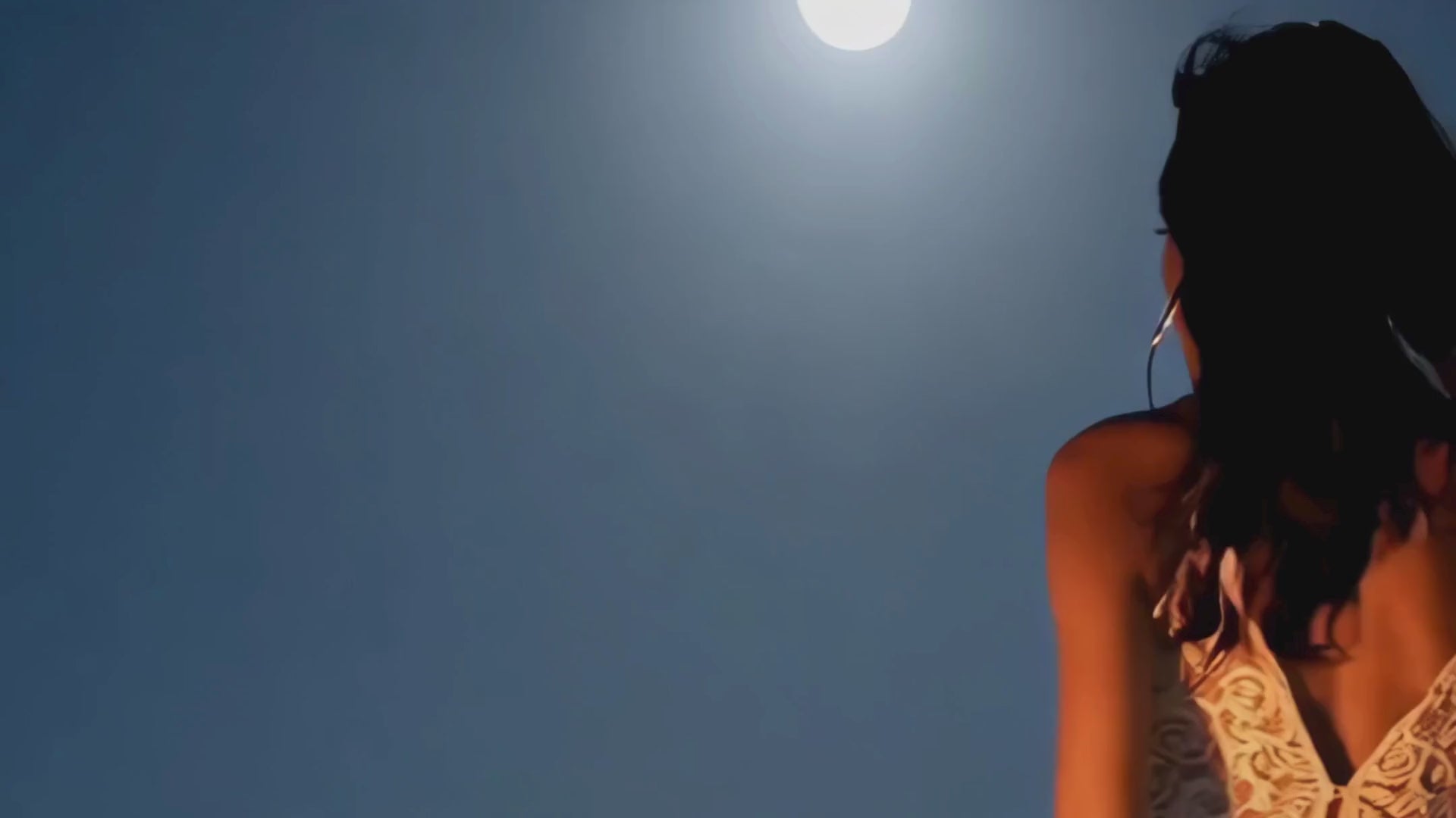Load video: Island Rise Feeling
